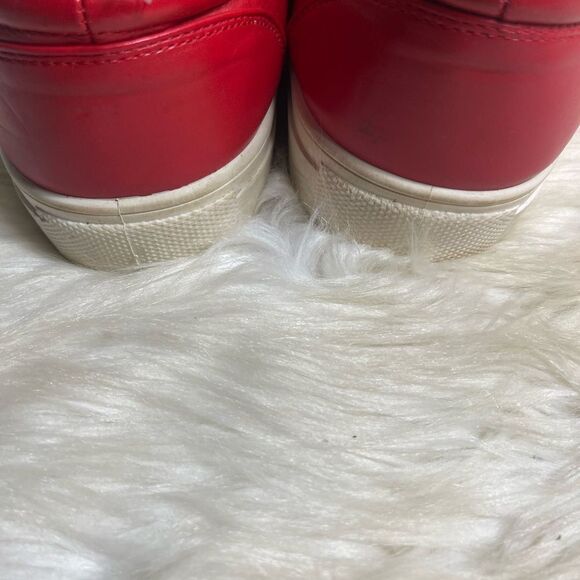 Tim Evans England Red slip on Men loafers gold tone chain front accent SZ13 - Picture 6 of 7